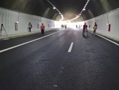 Движението в тръбата за София на тунел „Ечемишка“ се ограничава заради ремонт