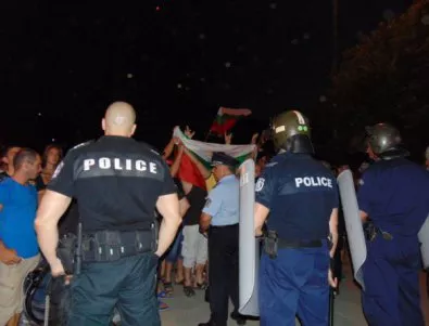 Протестиращи разказаха за полицейско насилие в Асеновград, МВР отрича