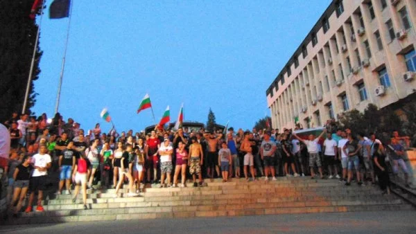 Прокуратурата заговори за "взаимен побой" в Асеновград, ромите се вдигнали, защото чули за убийство