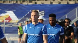 {{ otherArticle[0].article.title }}