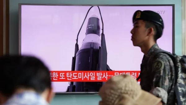 Ново 20 от Пхенян: Балистична ракета в замръзнала форма