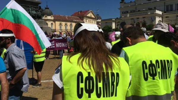 Полицаите излизат на нов национален протест