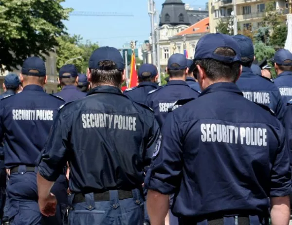Над 350 служители на реда ще охраняват площад "Александър 1" на Нова Година