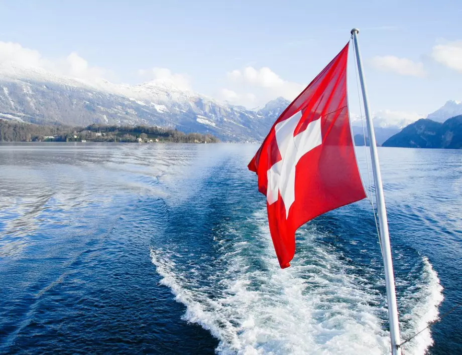  Армията на Швейцария ще помага в борбата с пандемията 
