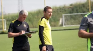 Ботев (Пд) почва преговори с каре аса