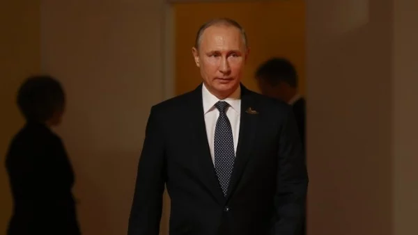 Руски паспорти за Източна Украйна. Какво се крие зад този ход на Путин?