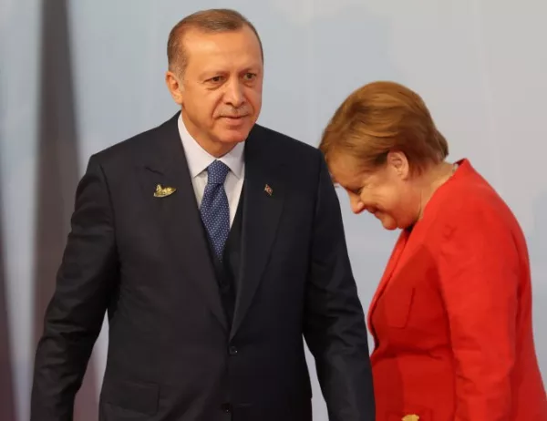 Ердоган към Берлин: Не се намесвайте във вътрешните ни работи