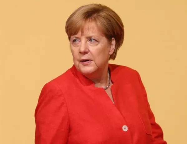 Меркел: Германия трябва да преосмисли отношенията с Турция