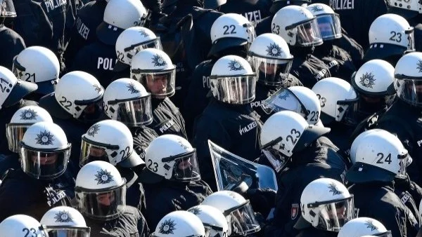 Пожар избухна в източната част на Хамбург