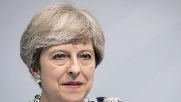 Тереза Мей: Великобритания ще си върне контрола над законите си след Brexit