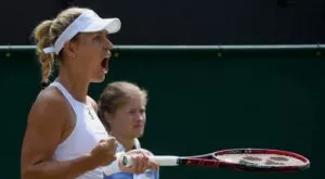 {{ otherArticle[0].article.title }}