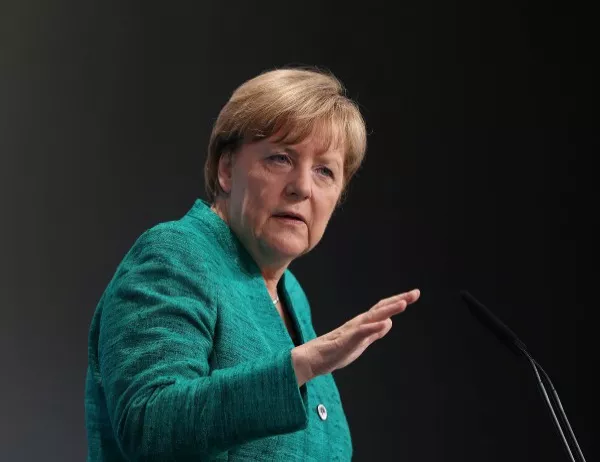 "Алтернатива за Германия" поиска оставката на Меркел