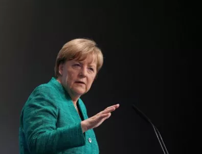 Меркел призова за спиране на 