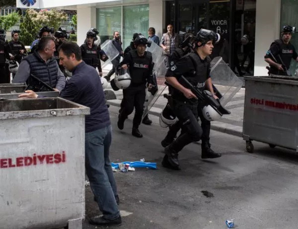 В Турция задържаха още 115 души по подозрение във връзки с Гюлен