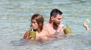 {{ otherArticle[0].article.title }}