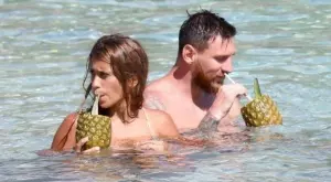 {{ otherArticle[0].article.title }}