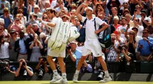 Сам Куери хвърли бомбата в 1/4-финалите на Уимбълдън