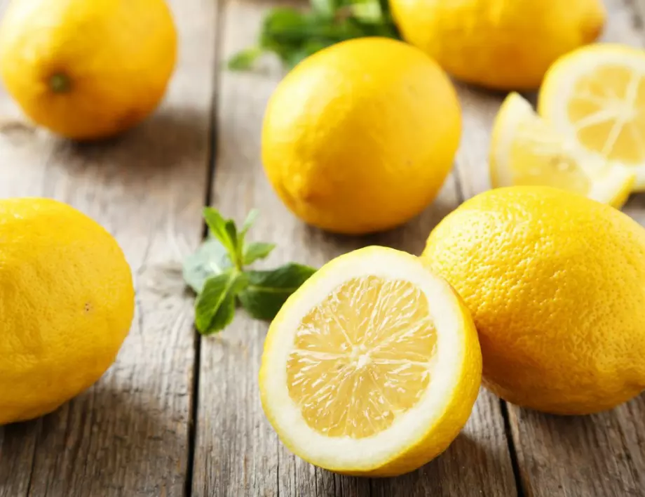 Защо трябва да държите резен лимон до леглото си тази зима