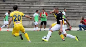 {{ otherArticle[0].article.title }}