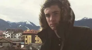 {{ otherArticle[0].article.title }}