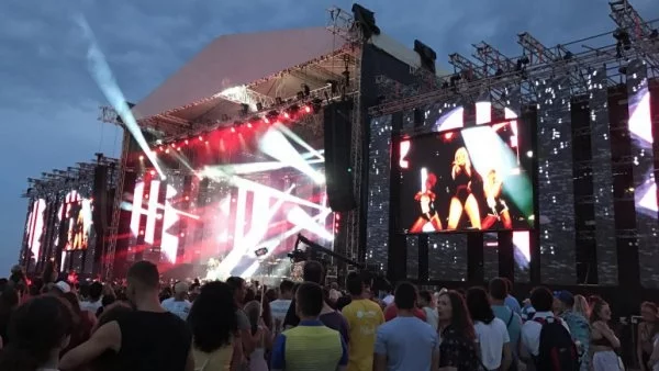 Actualno на живо от MTV Presents Varna Beach