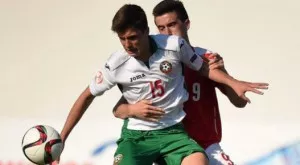 {{ otherArticle[0].article.title }}