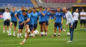 {{ otherArticle[0].article.title }}