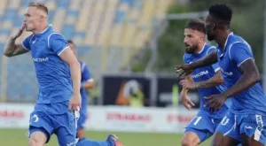 {{ otherArticle[0].article.title }}