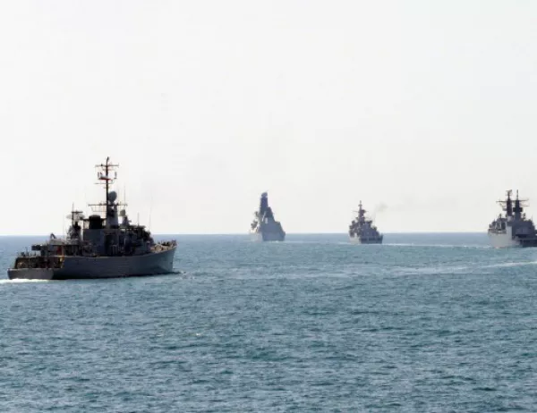 Корабите на НАТО влязоха в пристанището на новия съюзник Черна гора