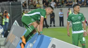 {{ otherArticle[0].article.title }}