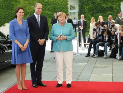Германски медии: Кейт и Уилям са тайното оръжие на Кралицата (СНИМКИ)