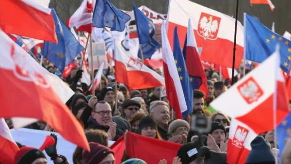 Полша - финалният пирон в ковчега на ЕС?