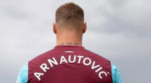 Уест Хем с трети силен, но и рекорден трансфер