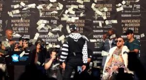 {{ otherArticle[0].article.title }}