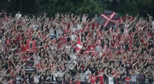 Трите легенди на ЦСКА с ласкави думи за феновете след кацането на "Васил Левски"