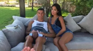 Роналдо изведе цялото семейство на разходка (СНИМКА)