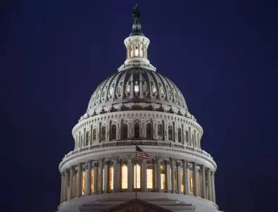 В Сената на САЩ: Провал на ключова сделка, касаеща пари за Украйна преди Нова година