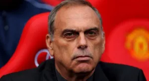 {{ otherArticle[0].article.title }}