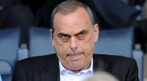 {{ otherArticle[0].article.title }}