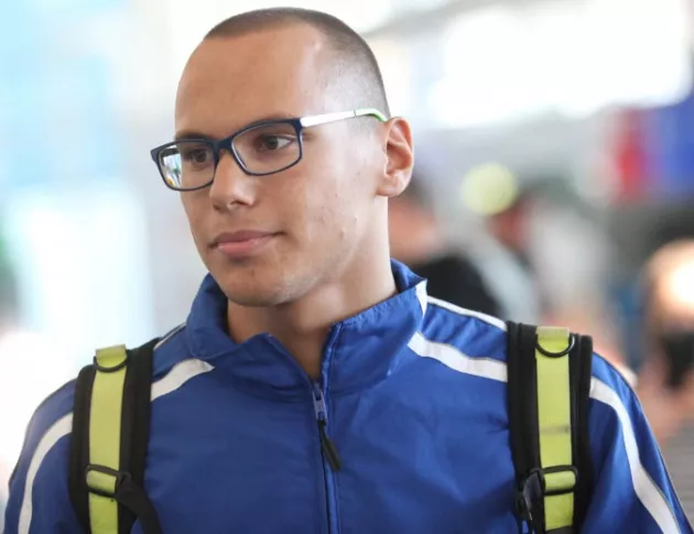 Антъни Иванов върви към финал на 200 метра бътерфлай на световното