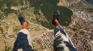 2017/08/03/0103568001501755545