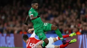 {{ otherArticle[0].article.title }}