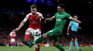 {{ otherArticle[0].article.title }}