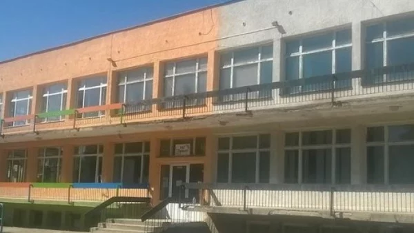 Лидерката на ГЕРБ в Перник прави частна детска градина в общинска