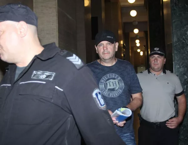 Делото срещу атентатора на Алексей Петров не тръгна
