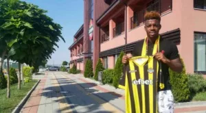 Ботев Пловдив представи Ндонгала