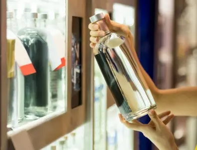 Хванаха стотици хиляди бутилки нелегална водка в Москва