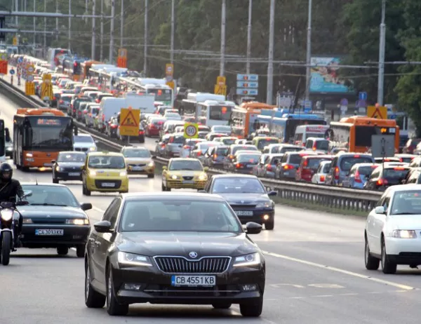 Мерят дистанционно емисиите на автомобилите в София