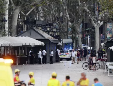 13 убити и над 50 ранени при терористичния акт в Барселона*
