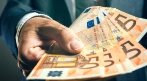 Фирмите ще спестяват 1 млрд. лева годишно от обмяна на валута, когато влезем в еврозоната